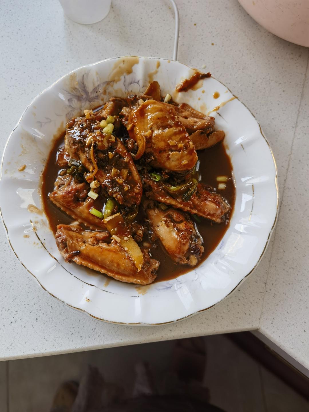 妈妈家的味道，吃了停不下来的红烧鸡翅