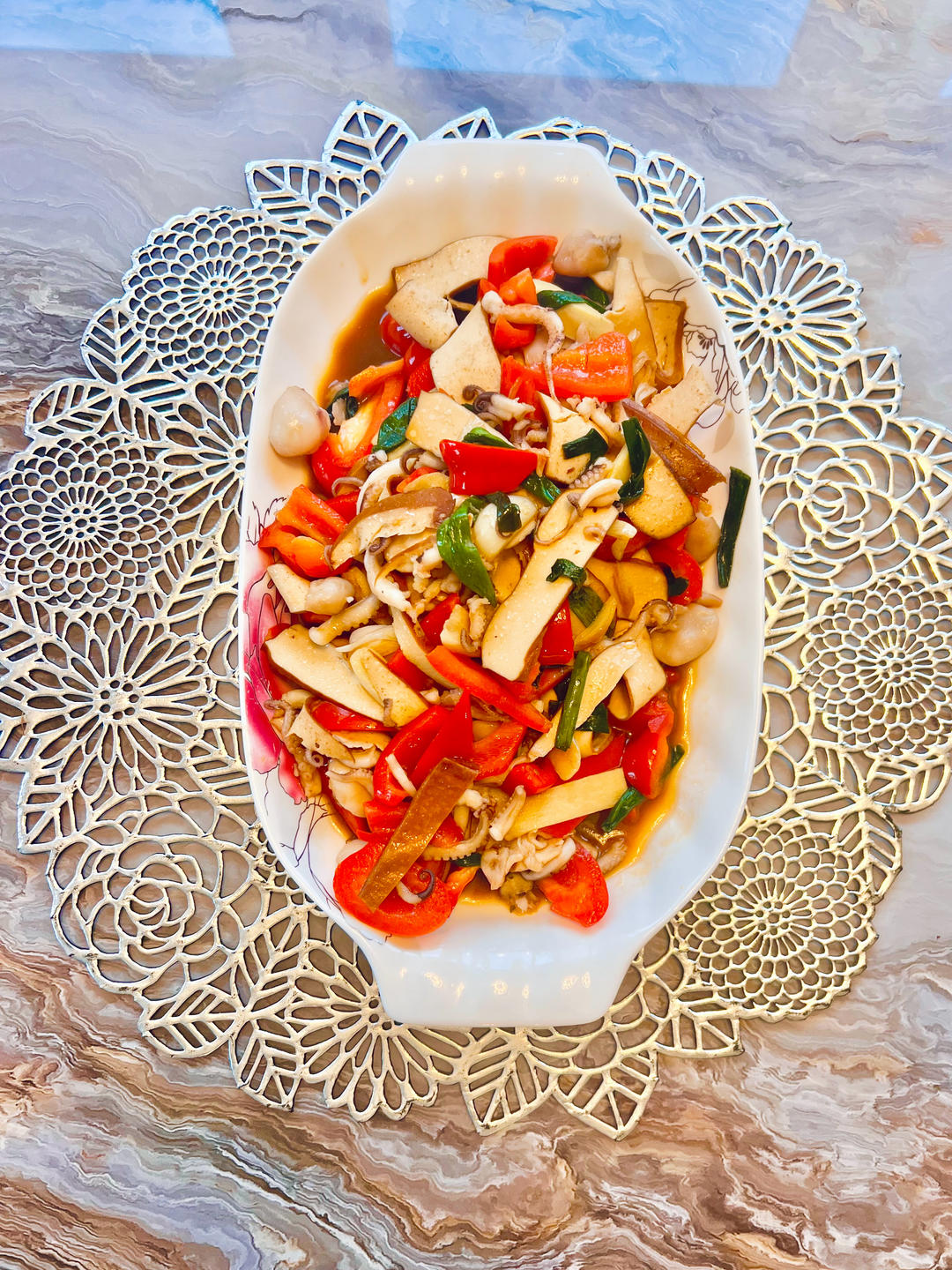 两步搞定脆嫰鲜美的葱爆八爪鱼