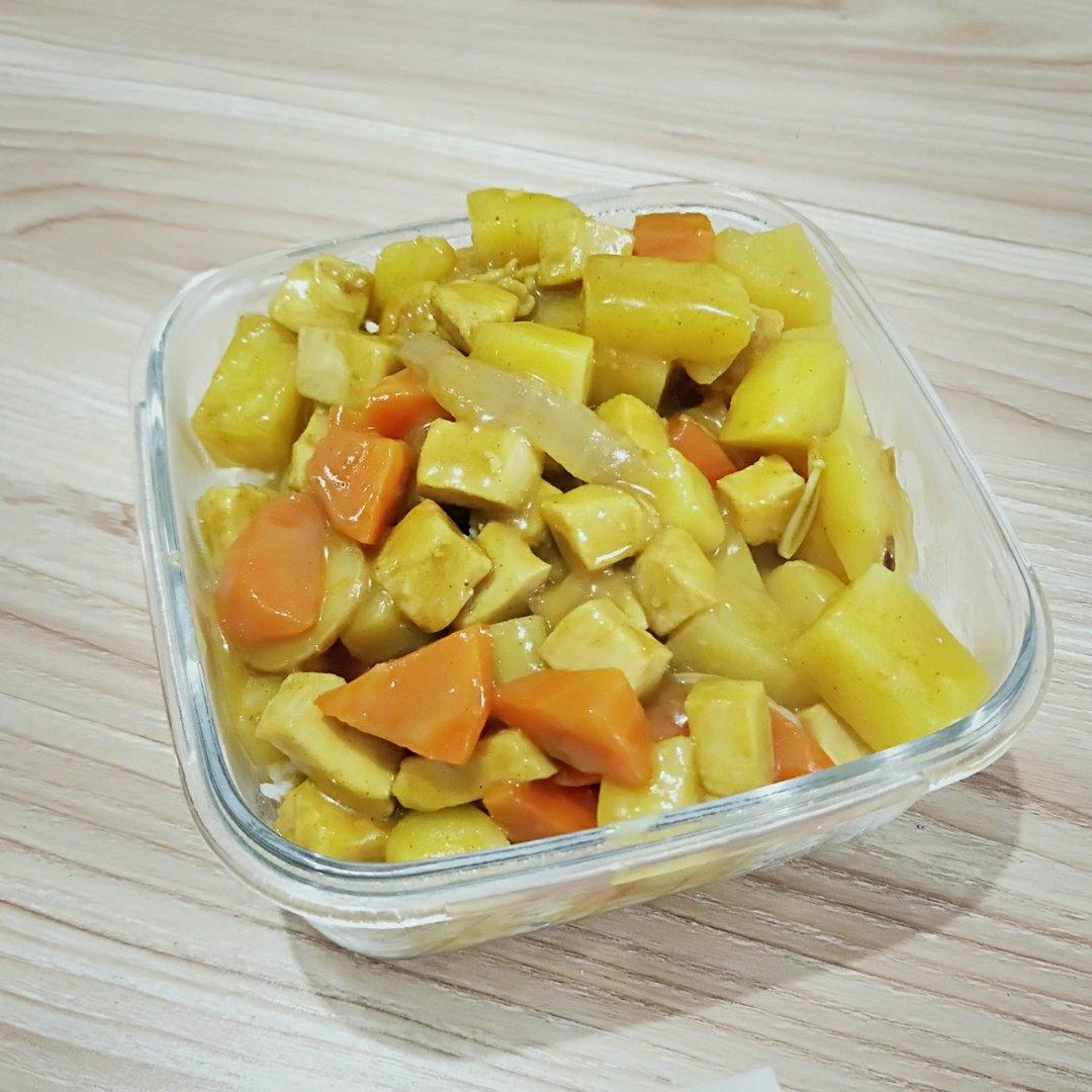 咖喱鸡肉饭