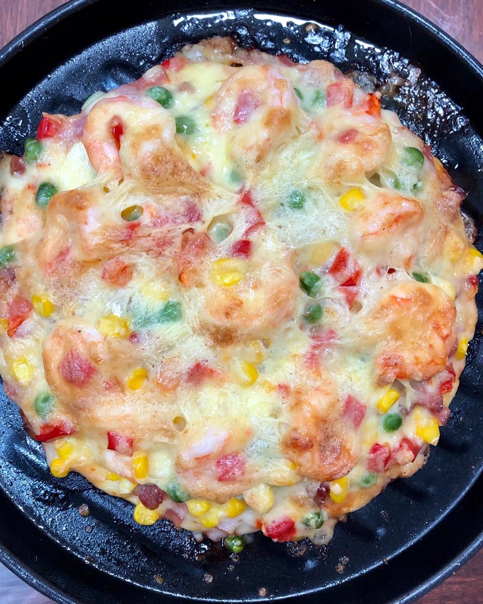 绕絷柔做的完美海鲜芝士披萨(附披萨酱,饼皮做法)