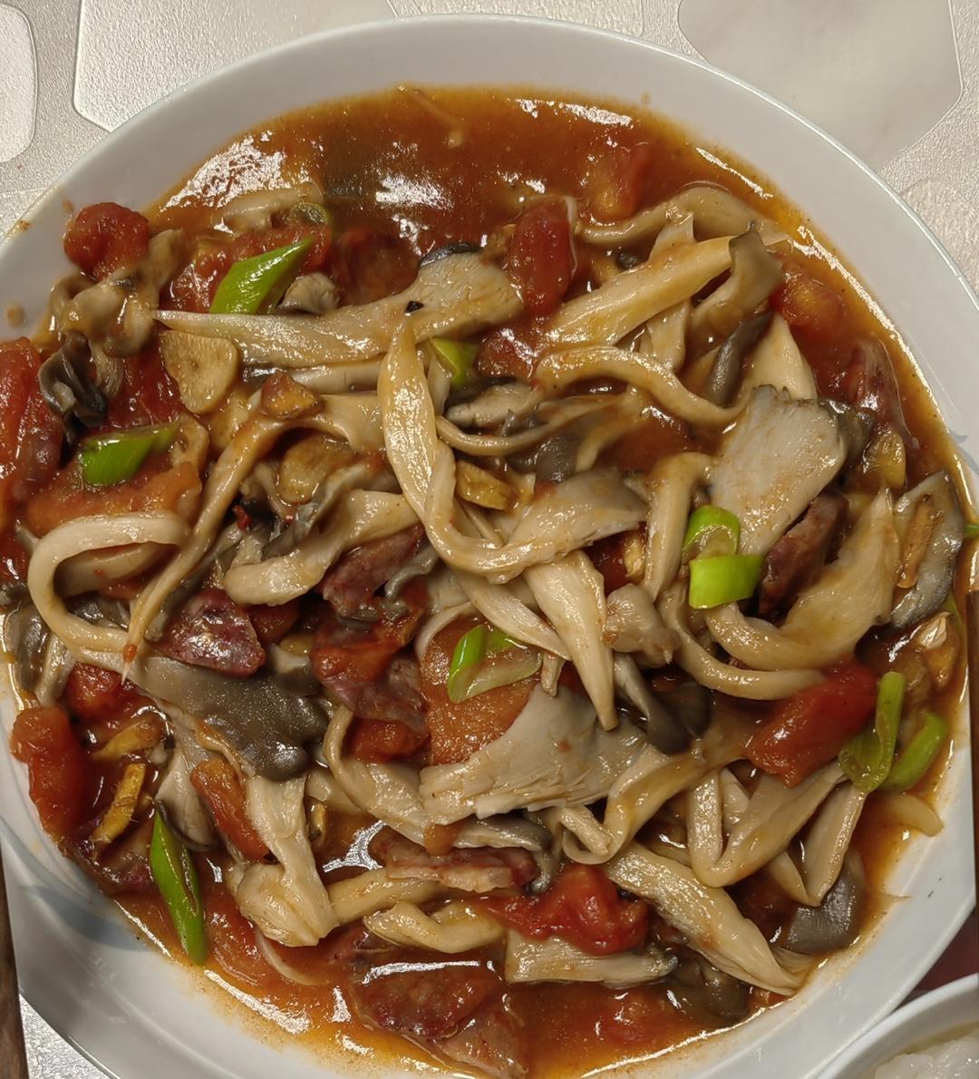 平菇炒腊肠