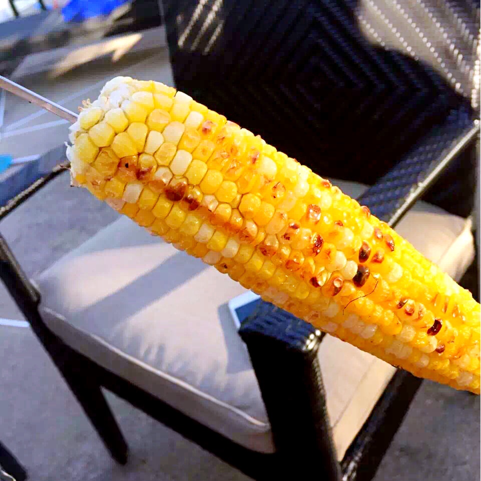 扬菁huo做的私房烤玉米