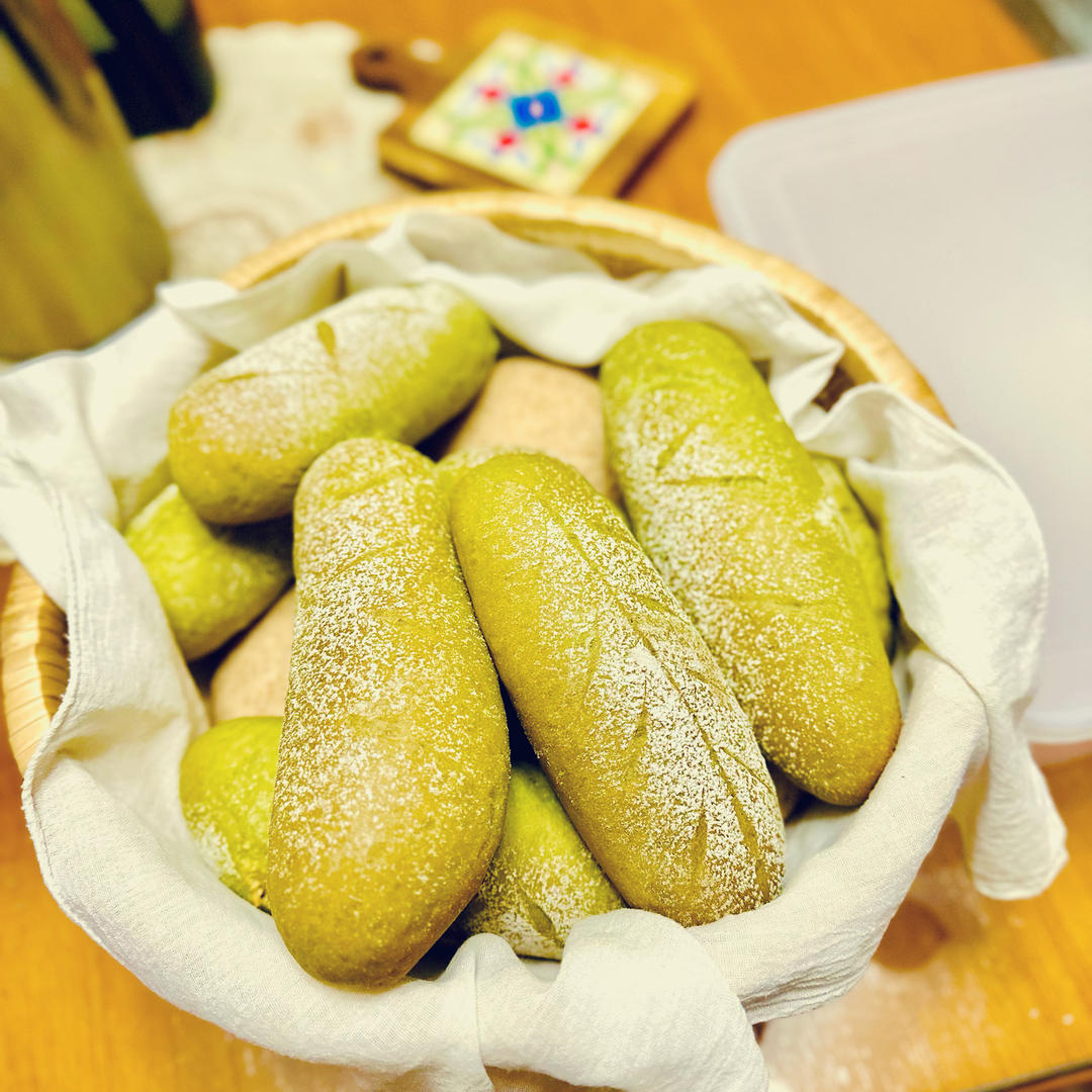 抹茶椰蓉面包卷