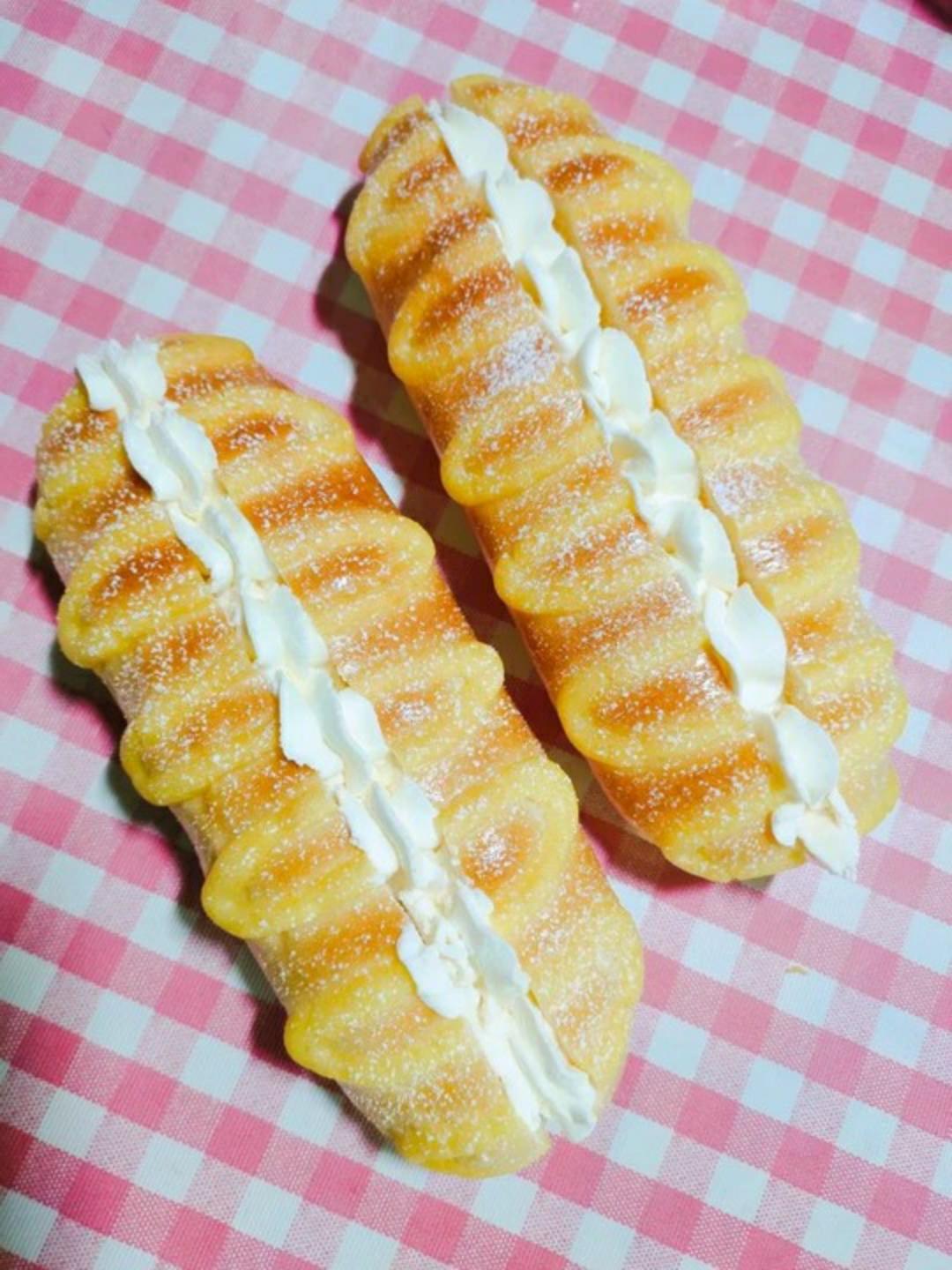 芒果鲜奶雪露面包