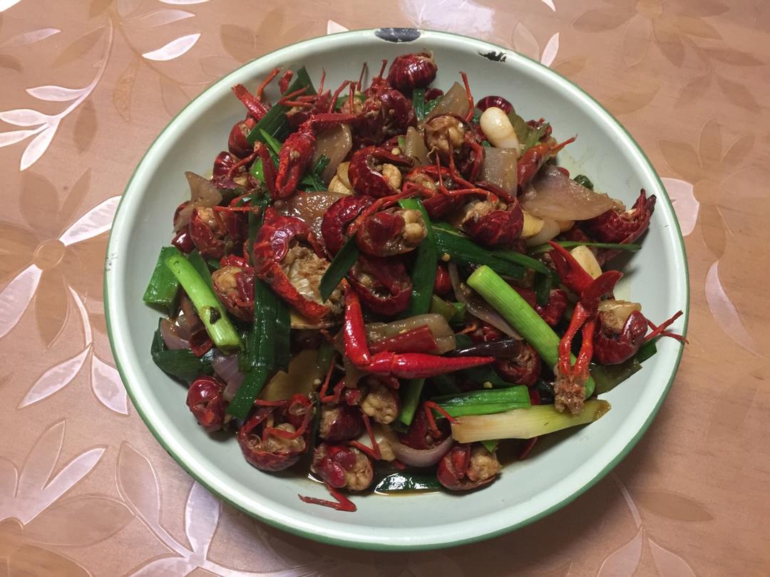 麻辣小龙虾