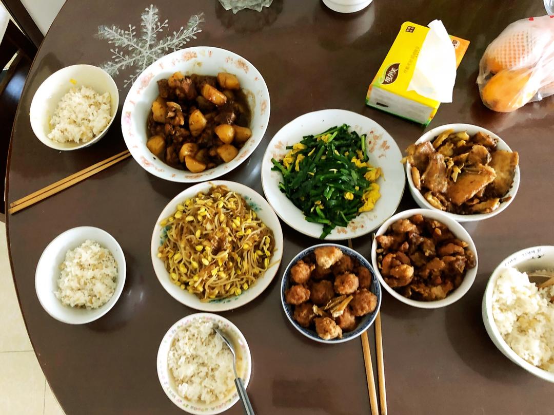 土豆焖鸡腿