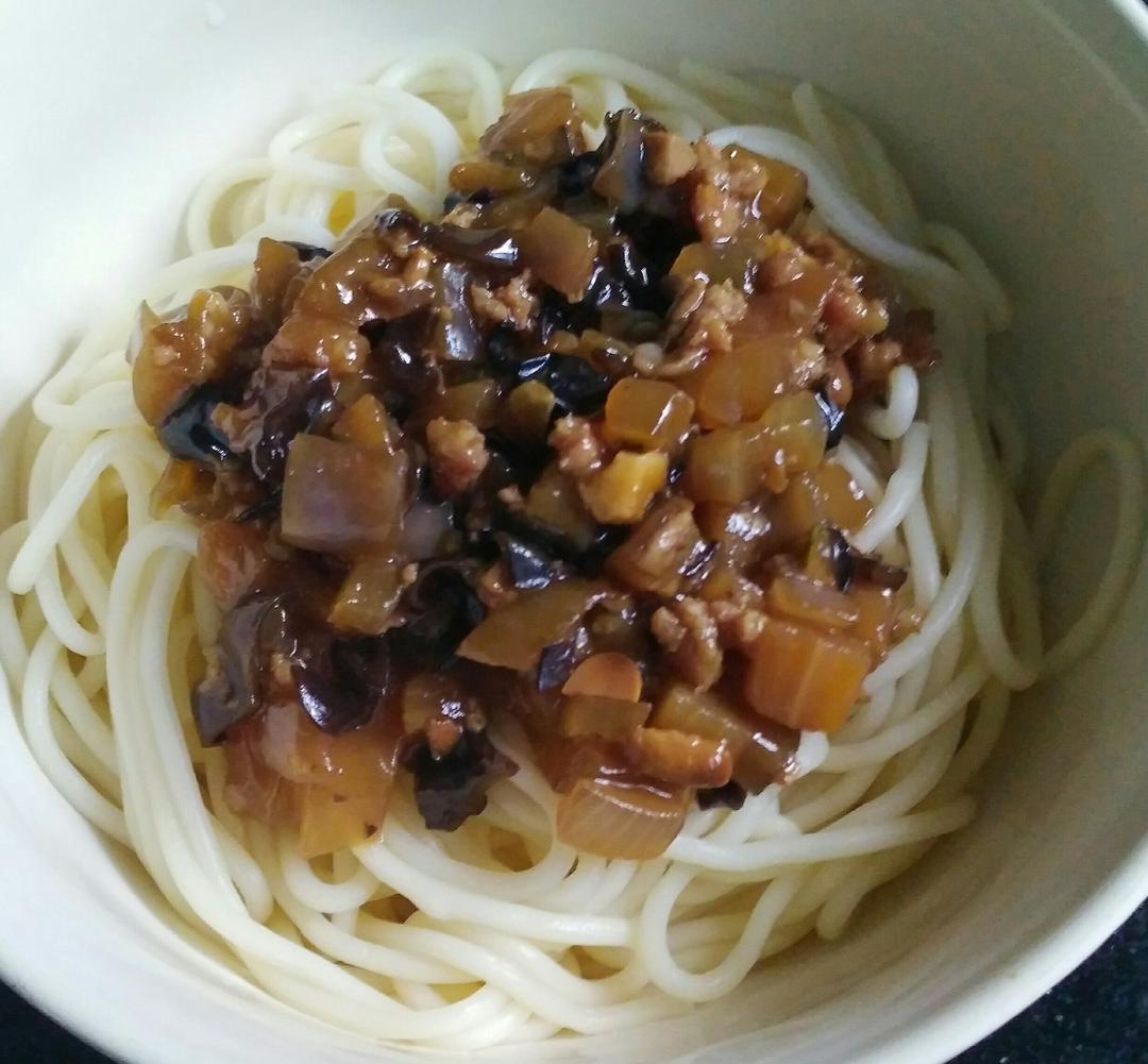 茄子肉丁打卤面