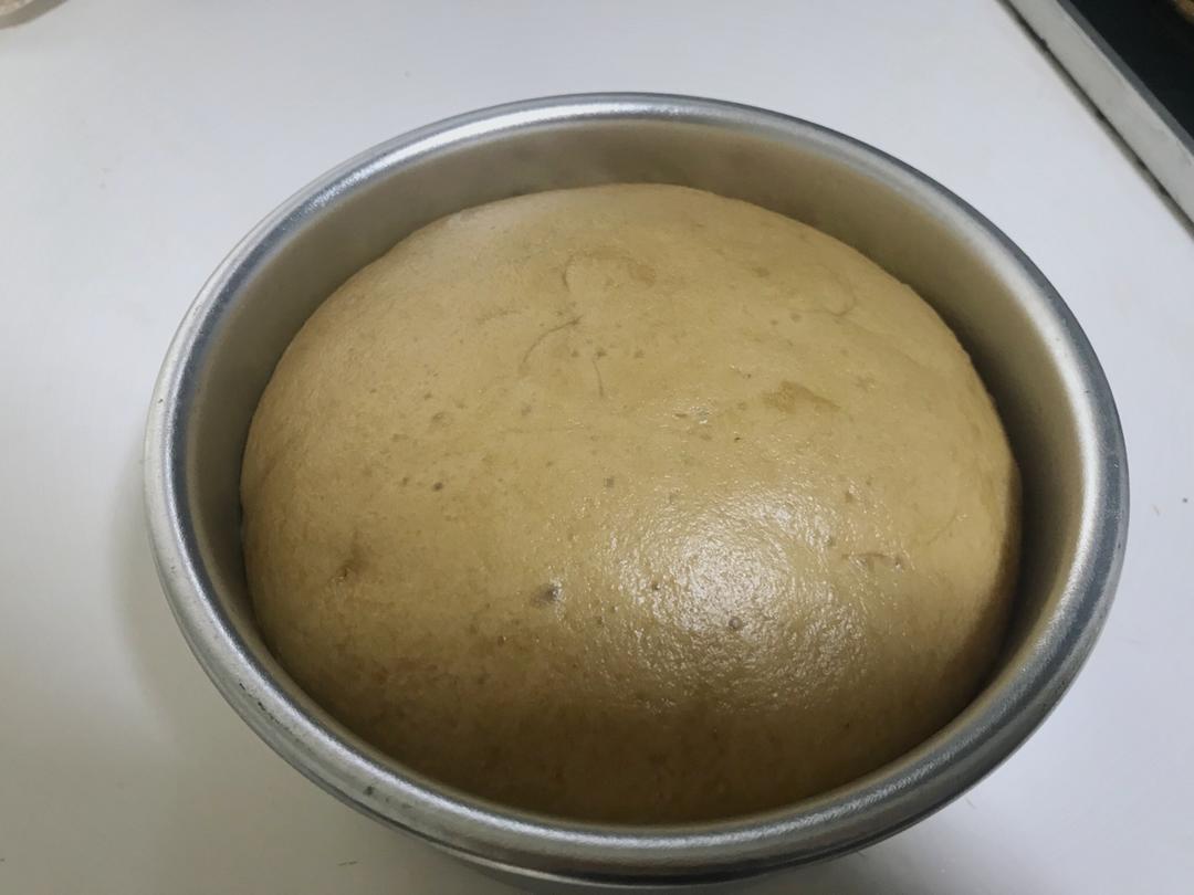 Q弹柔软的红糖葡萄干发糕