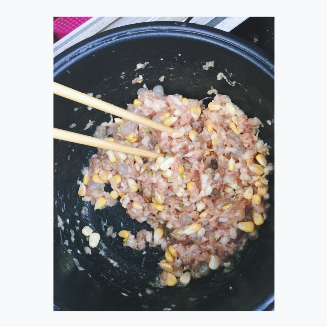 鲜肉虾仁玉米馄饨