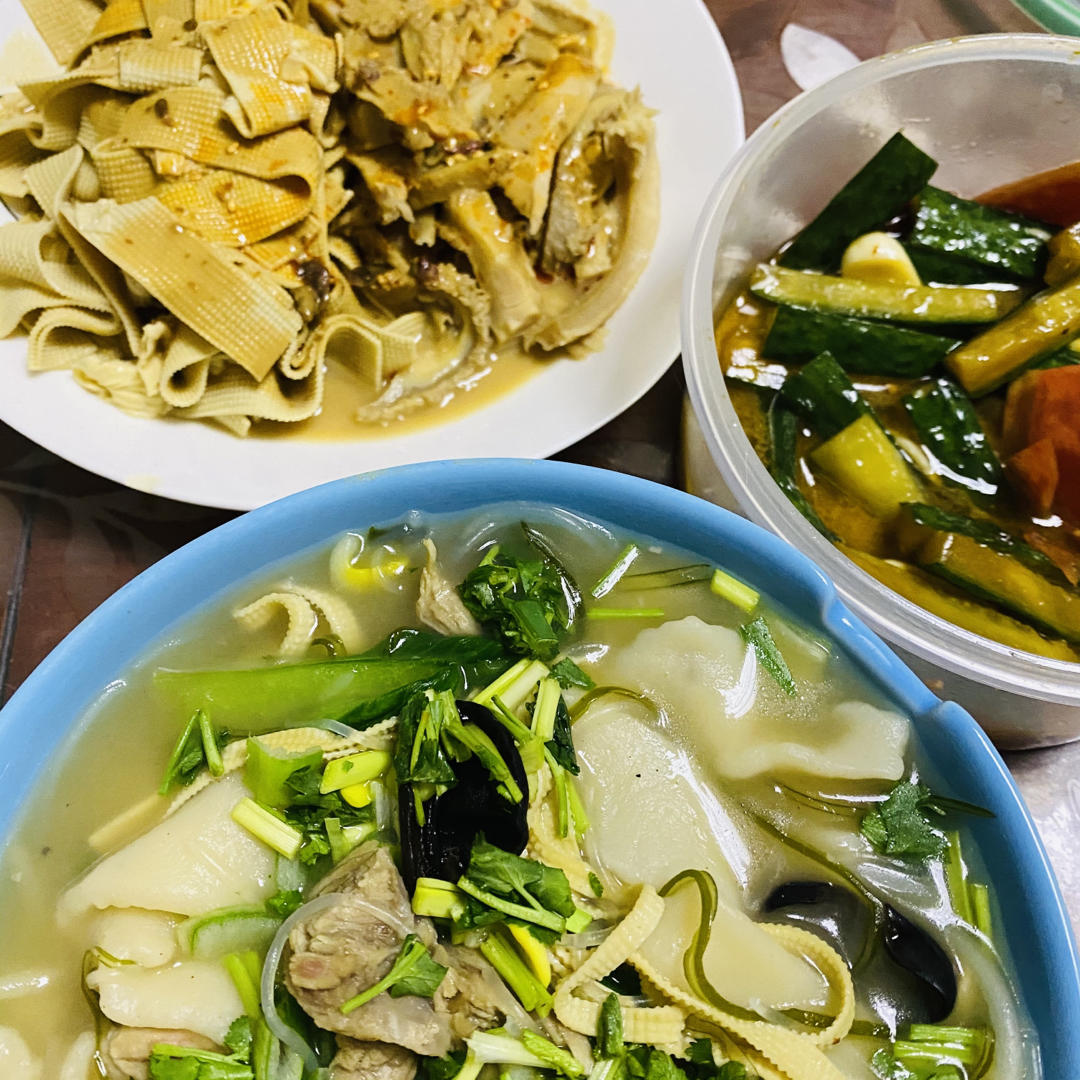 家庭版牛肉汤烩面
