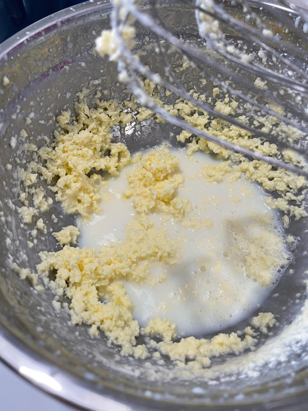 淡奶油的打发全过程，新手100%成功