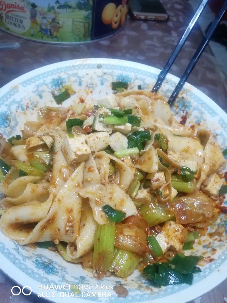 教你做香到舔盘子的灵魂葱油拌面🍜