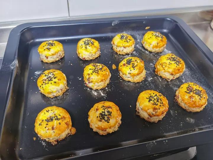 消耗淡奶油的司康