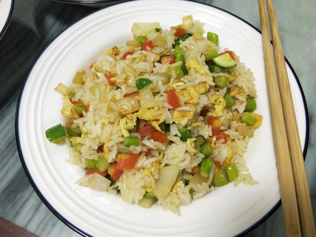芦笋蛋炒饭