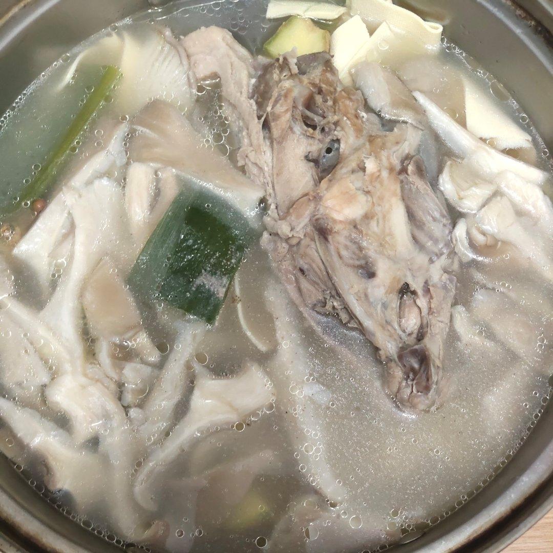 鸡汤豆腐串