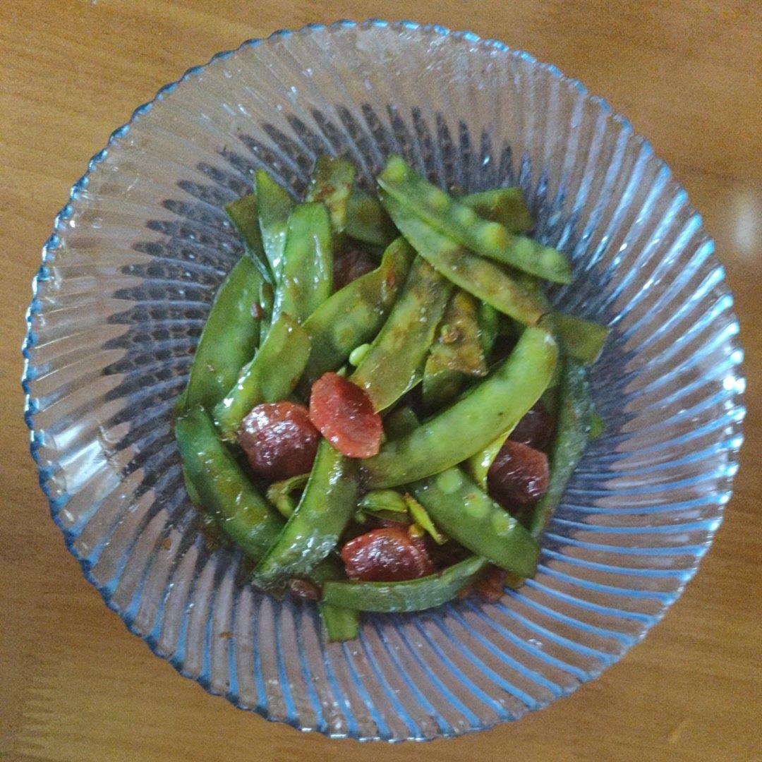 无比简单的荷兰豆炒腊肠，营养又好吃～！