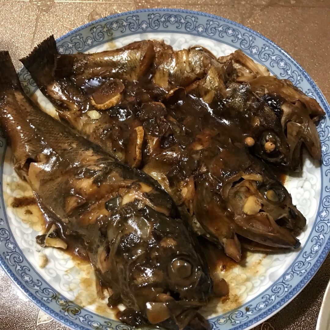 家常烧黑头鱼