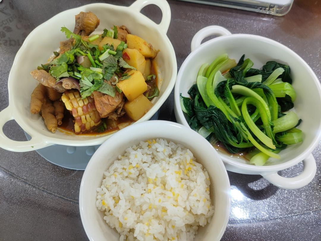 复刻胖哥俩（排骨鸡爪虾煲）