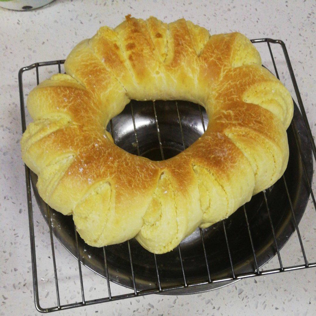 椰蓉大面包的整形方法