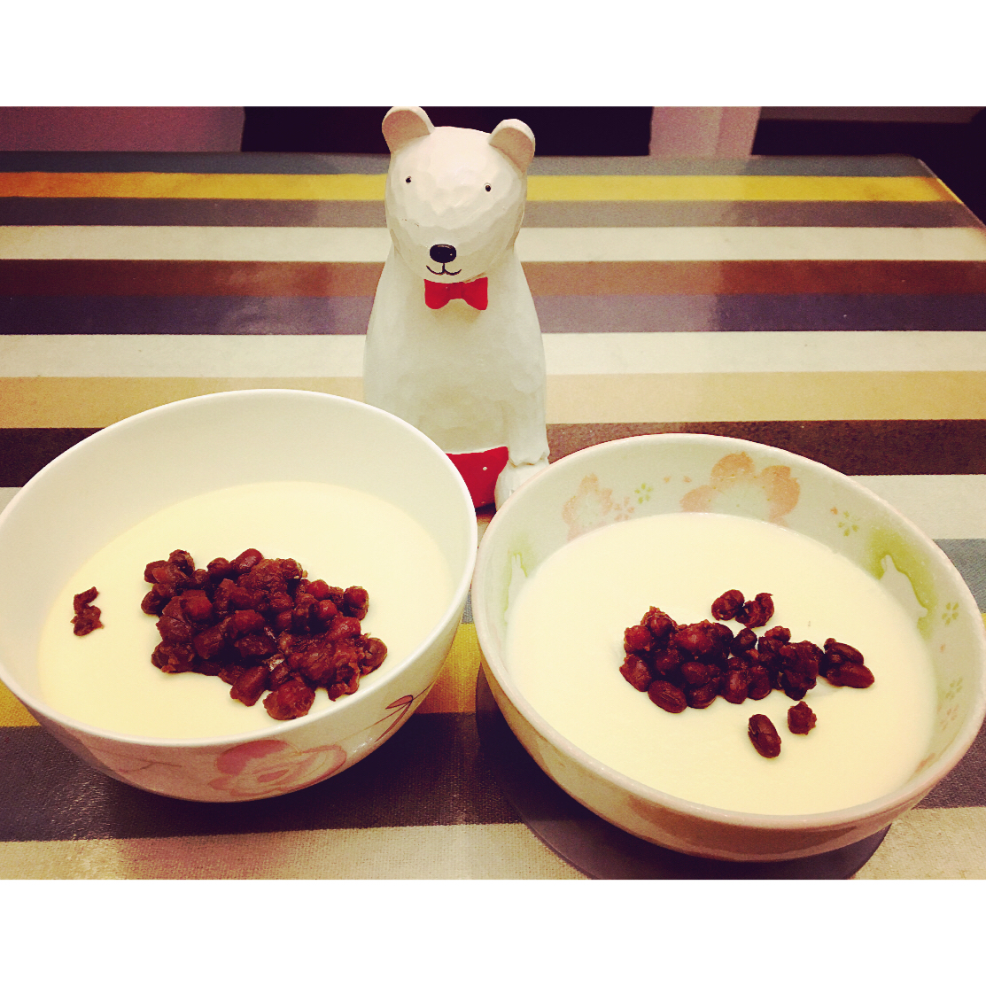 双皮奶（科学方子：淡奶油兑牛奶以假乱真乳脂达到8%的水牛奶，在家轻松做出正宗顺德味儿）