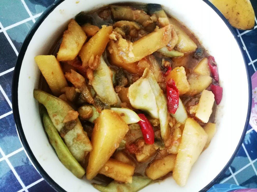 土豆茄子炖豆角
