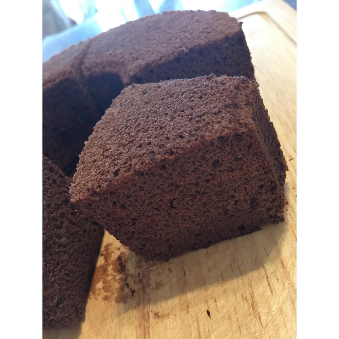 6寸可可戚风（内附8寸5蛋配方）