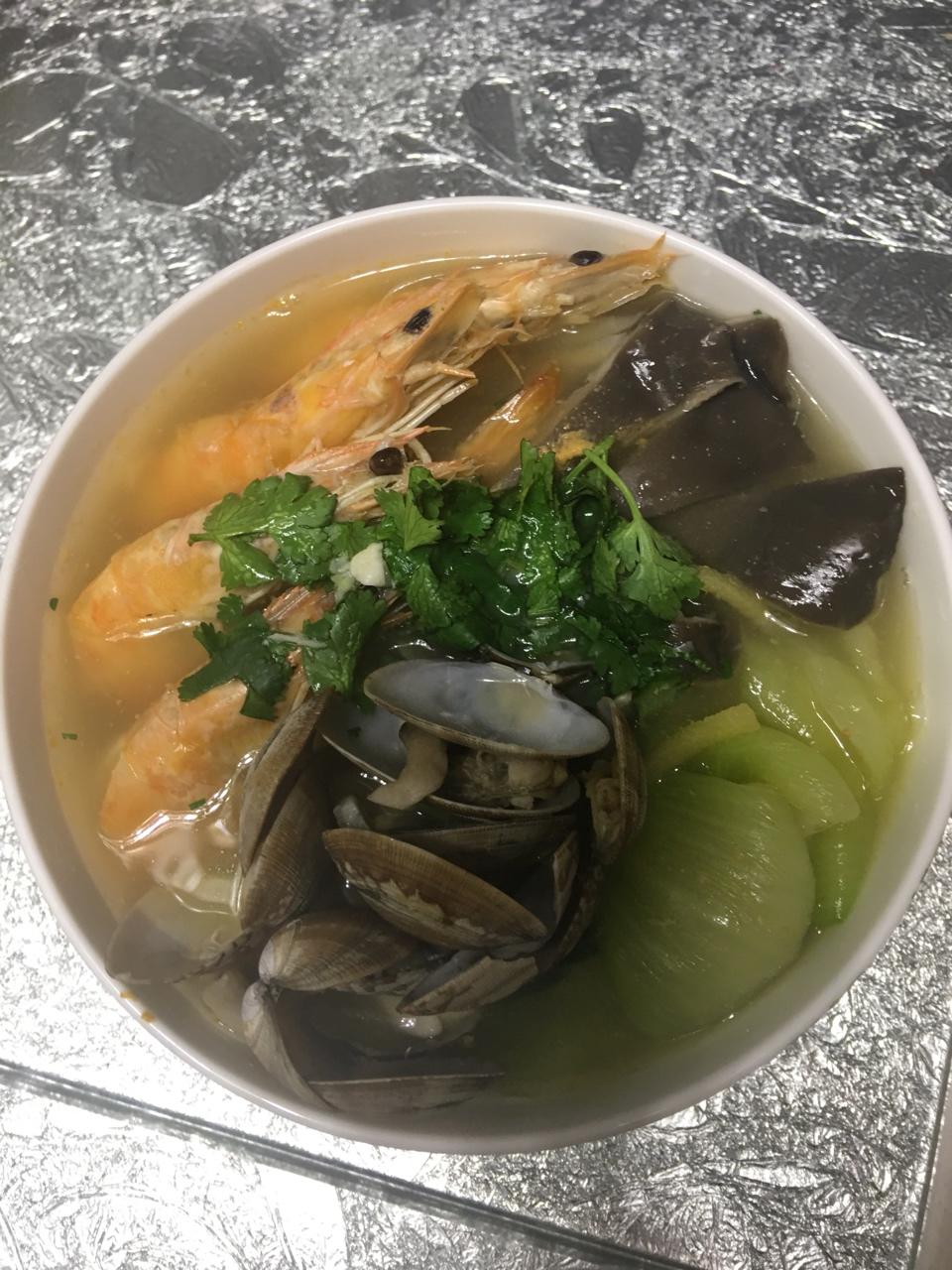 家常海鲜面