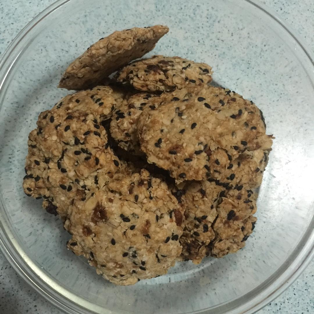素食:有机燕麦芝麻大饼干