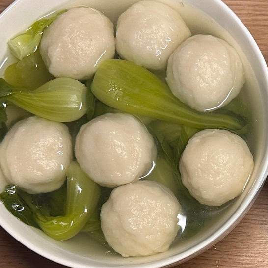 鱼丸青菜汤