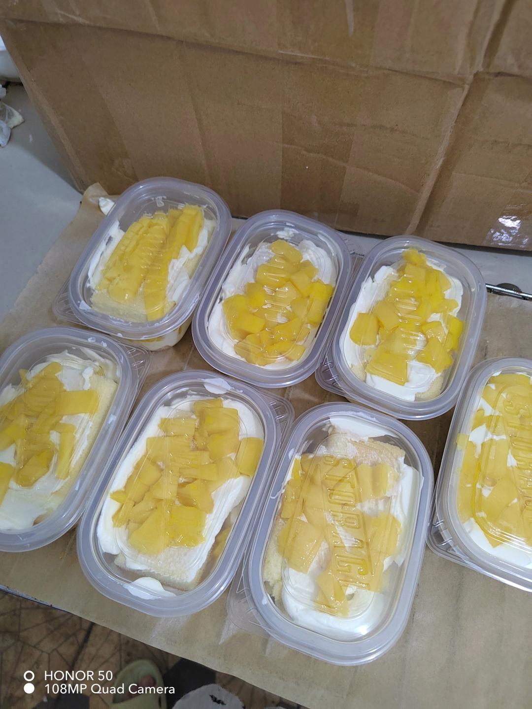 草莓奶油盒子蛋糕