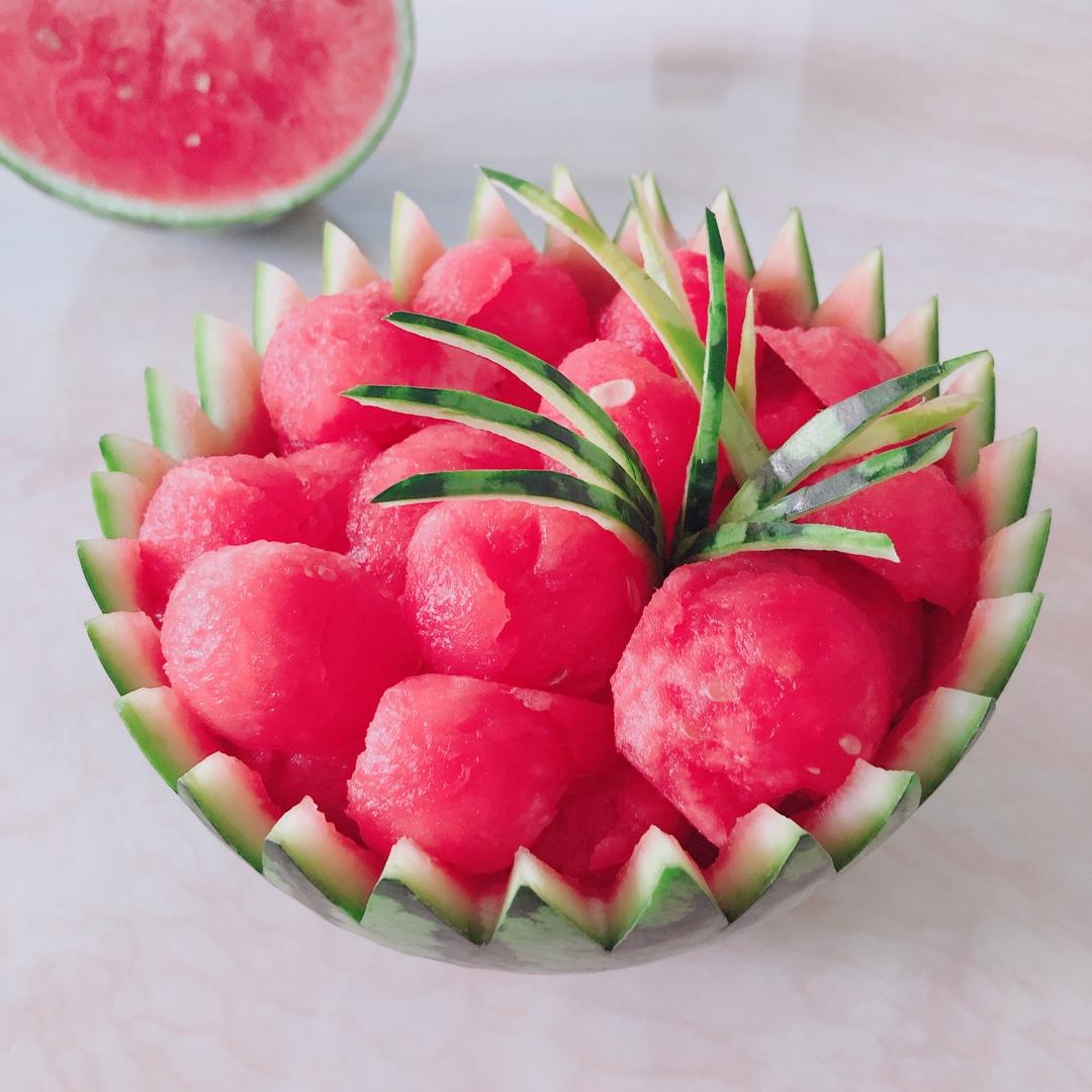 生活小点滴做的超简单西瓜果盘