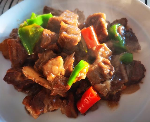 五香牛腩的做法