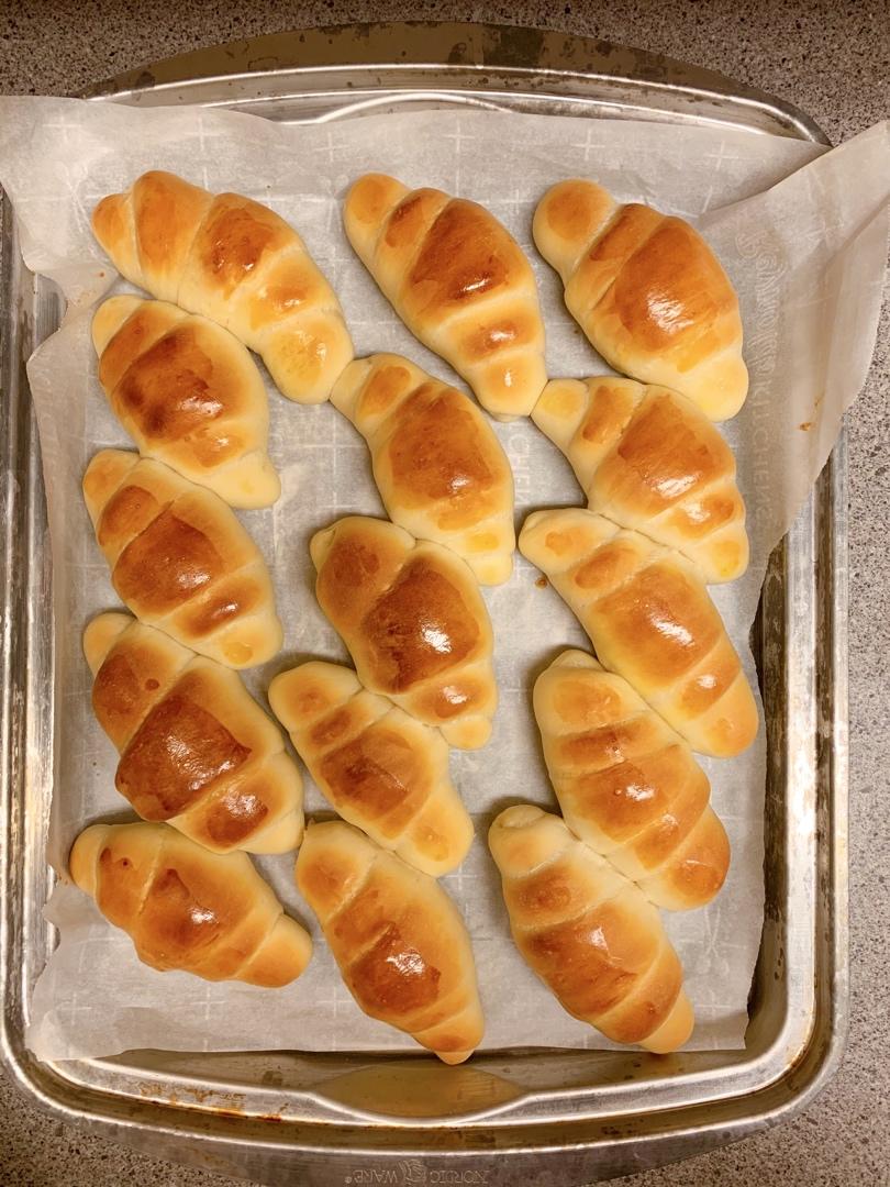 奶香浓郁易上手的鸡蛋鲜奶卷