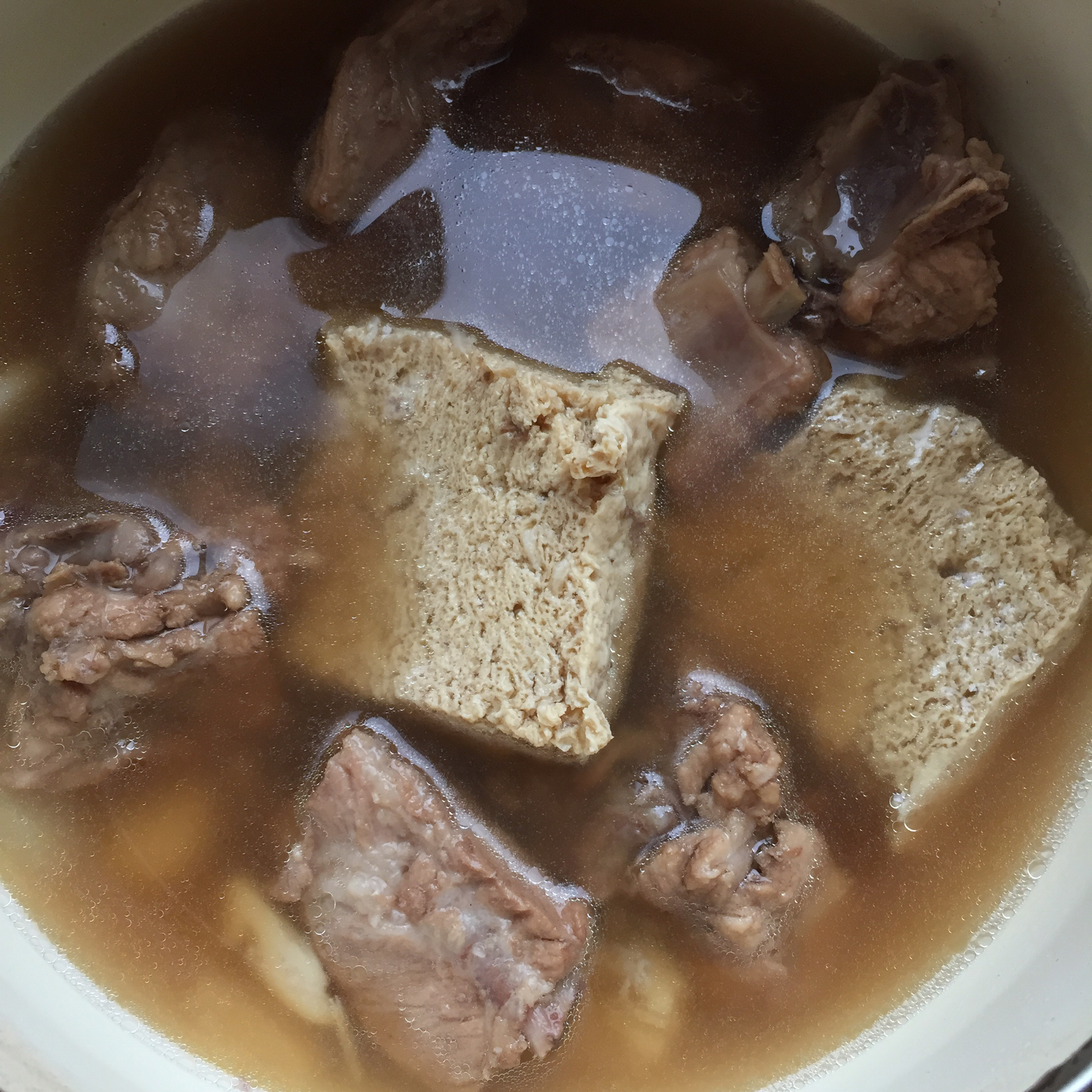 肉骨茶