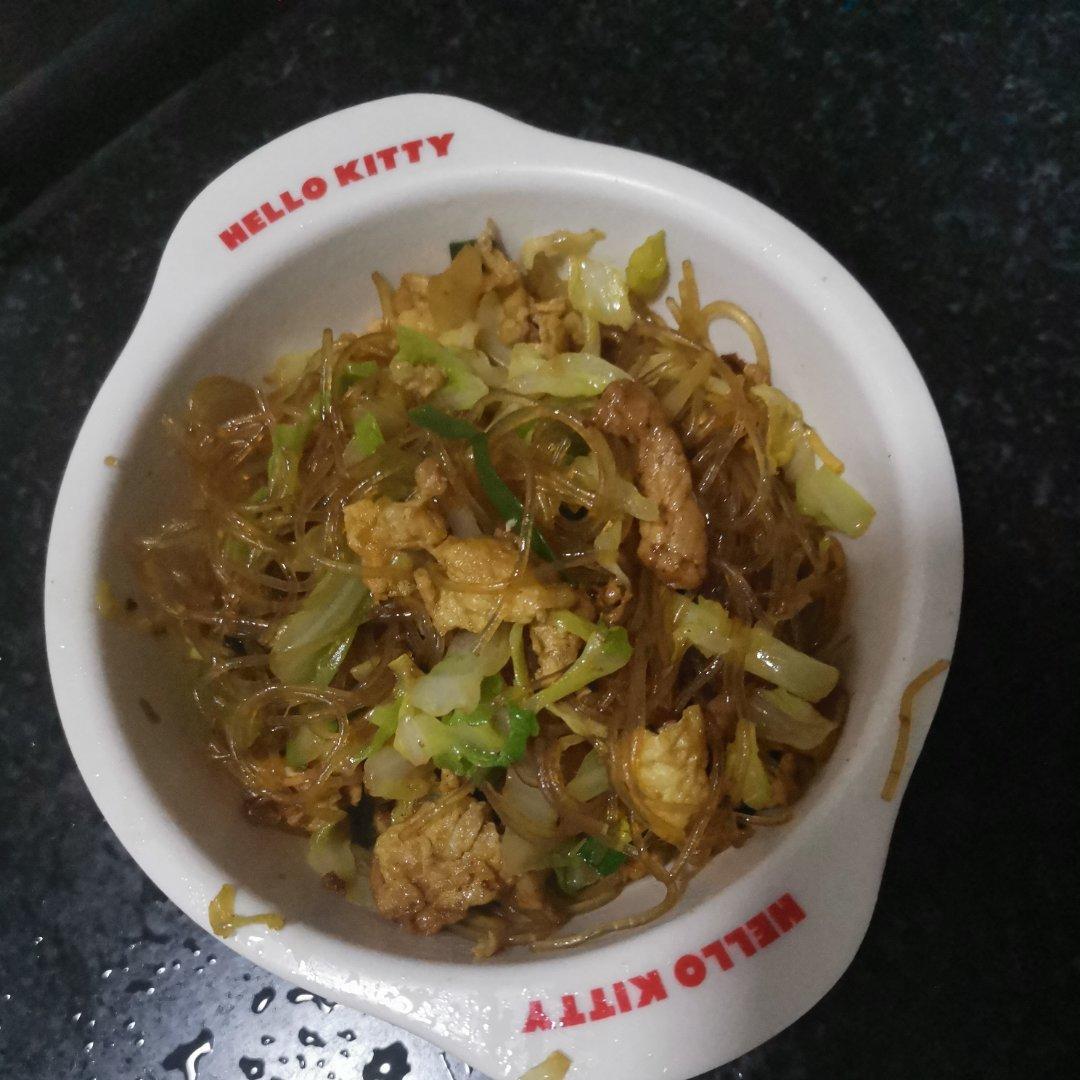包心菜炒红薯粉丝