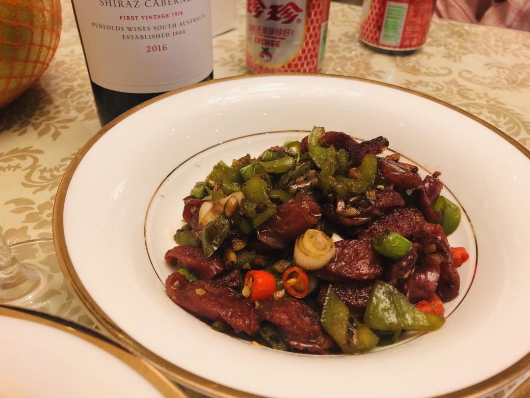 下饭菜:炒腊肠