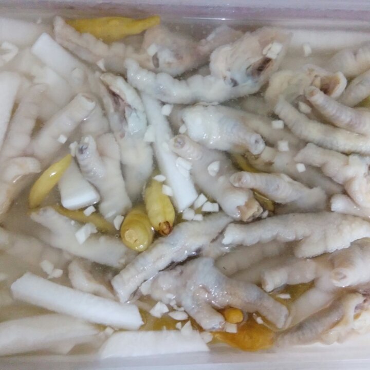 腌酸萝卜