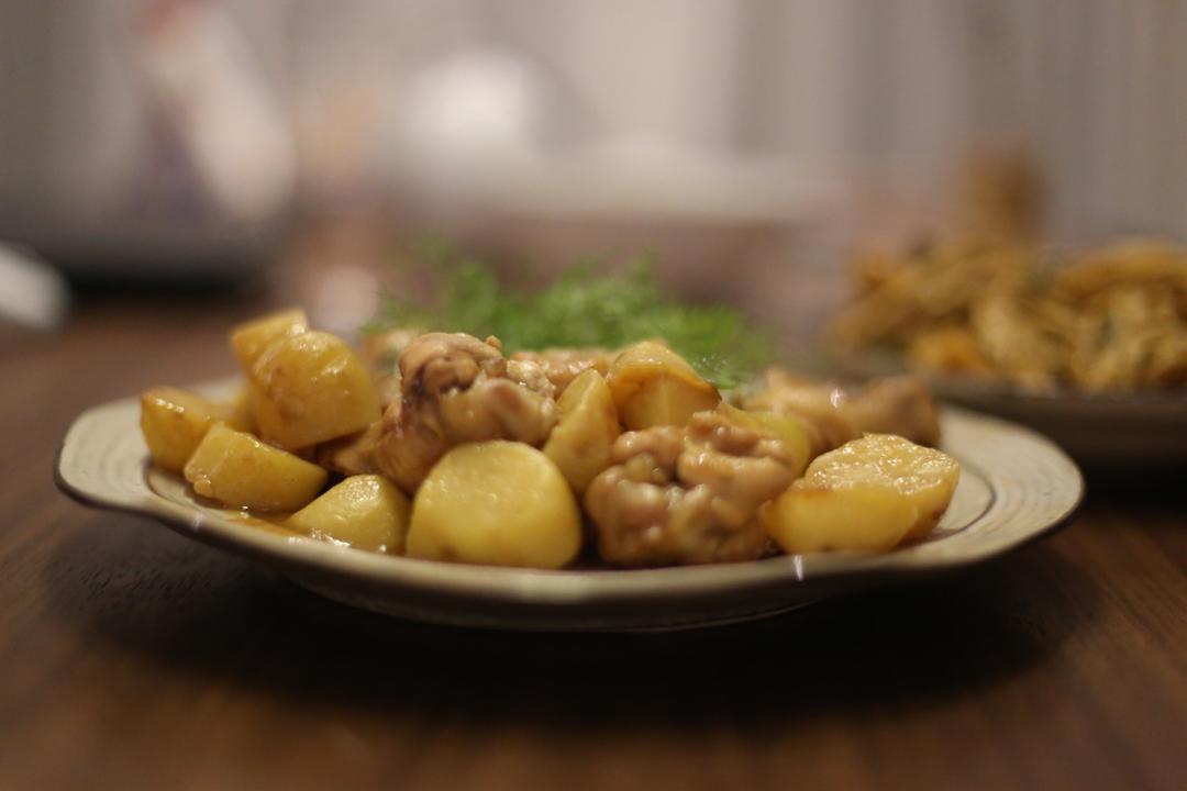 土豆焖鸡腿