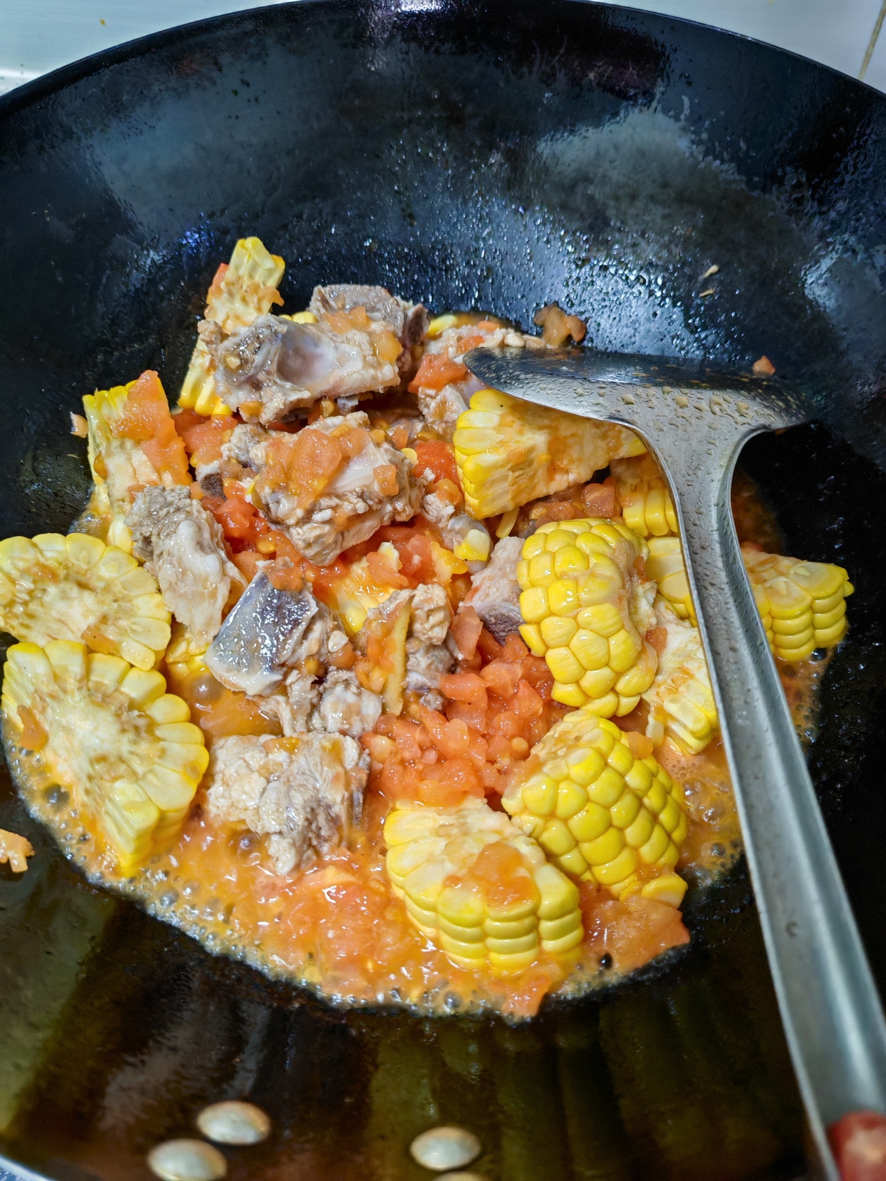 西红柿玉米排骨汤的做法 步骤7
