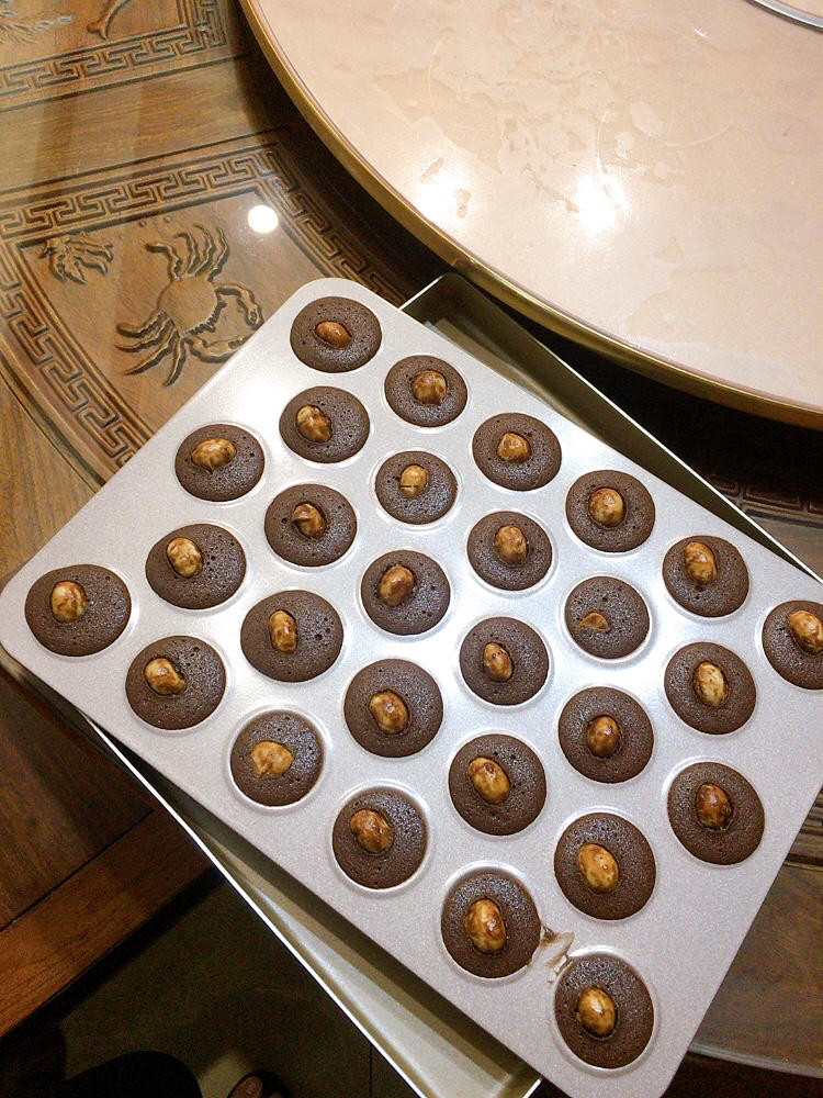 坚果巧克力脆片（珍妮可可脆）