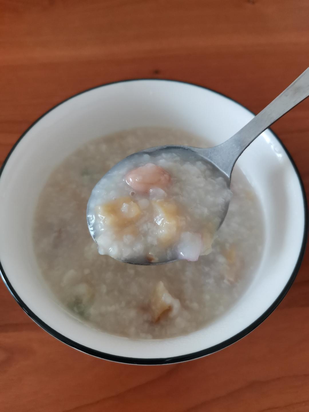 柴鱼花生粥，广式老火粥