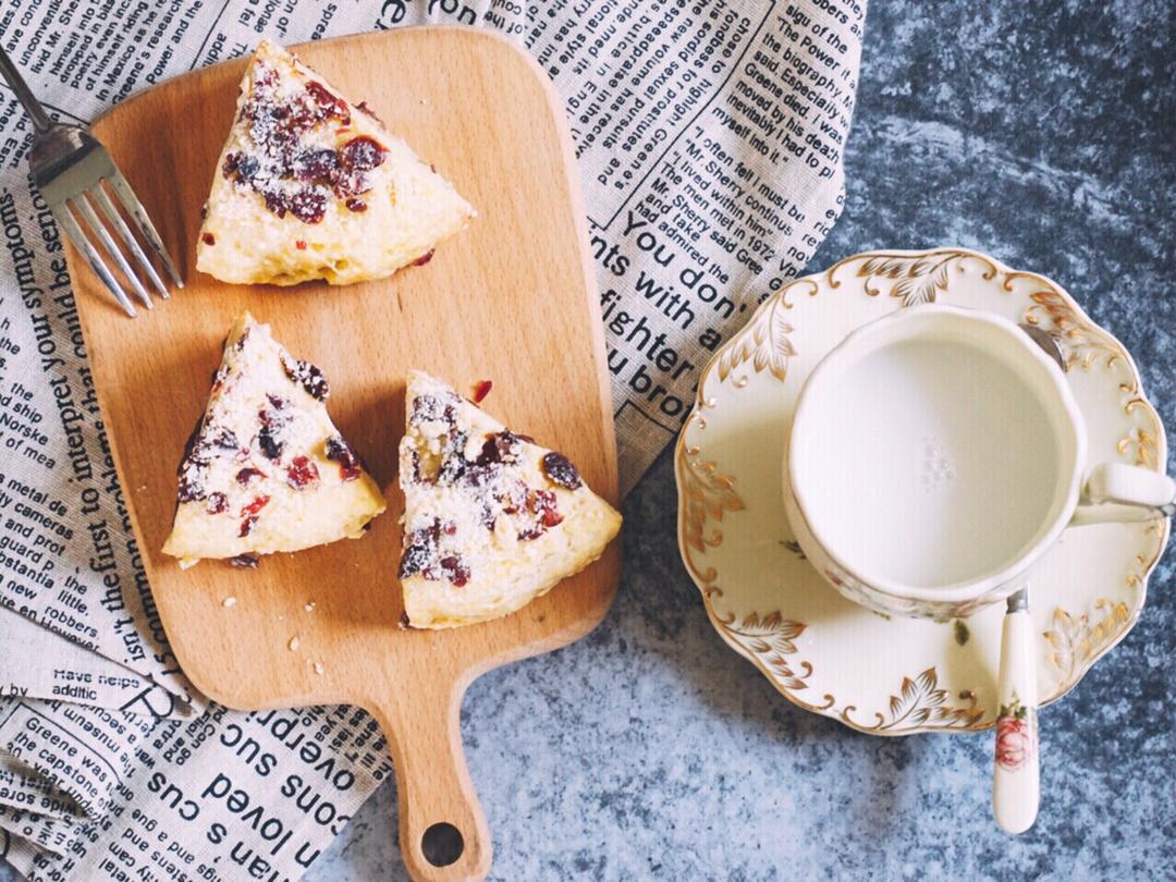 红豆蔓越莓司康（松饼）