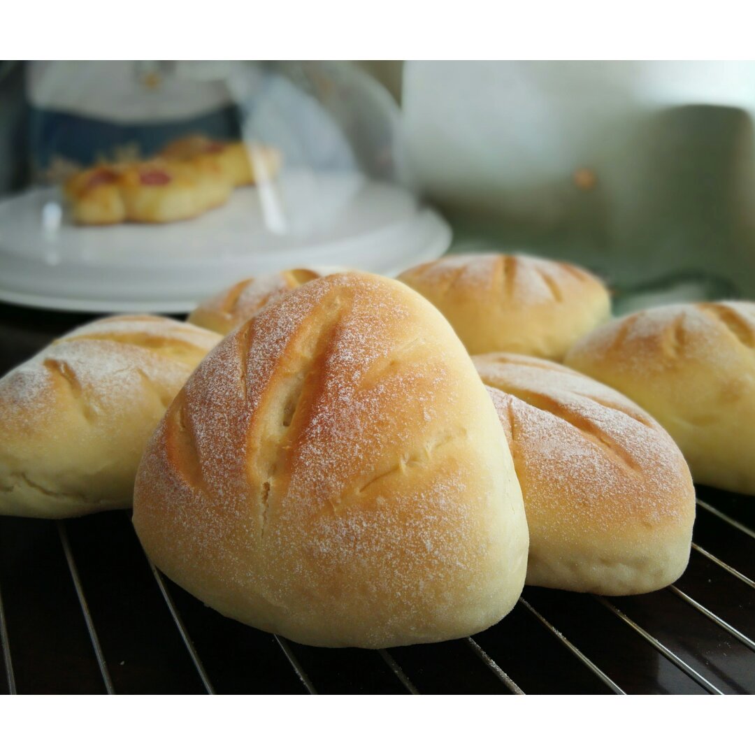 静儿-82做的叶形香芋面包