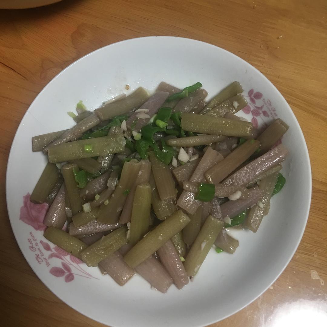 鸡头梗炒红椒