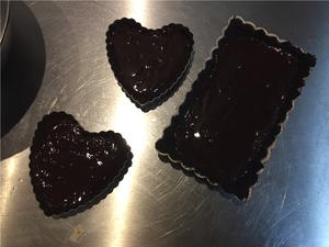 草莓奥利奥巧克力塔~免烤的做法 步骤6