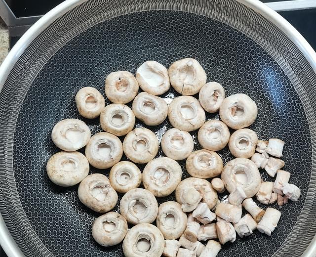 老少皆宜的口蘑汤(超鲜)的做法