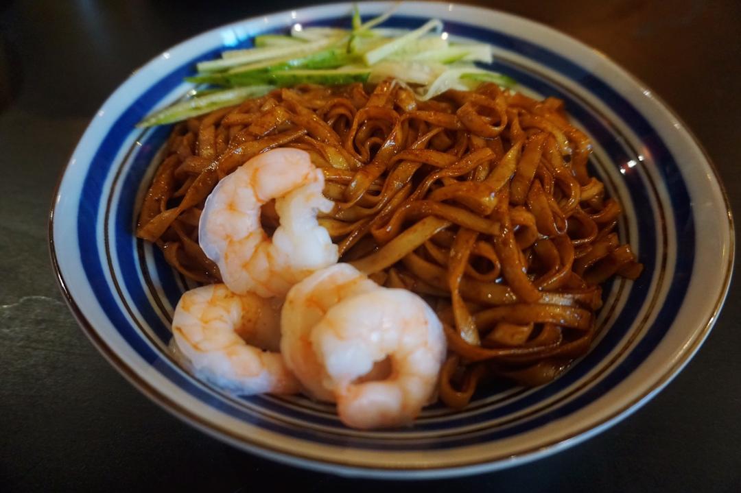 小叶子穿花裤的日常