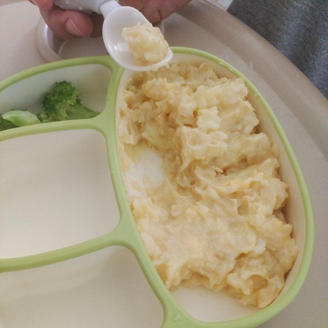 食疗辅食，山药苹果蛋黄球