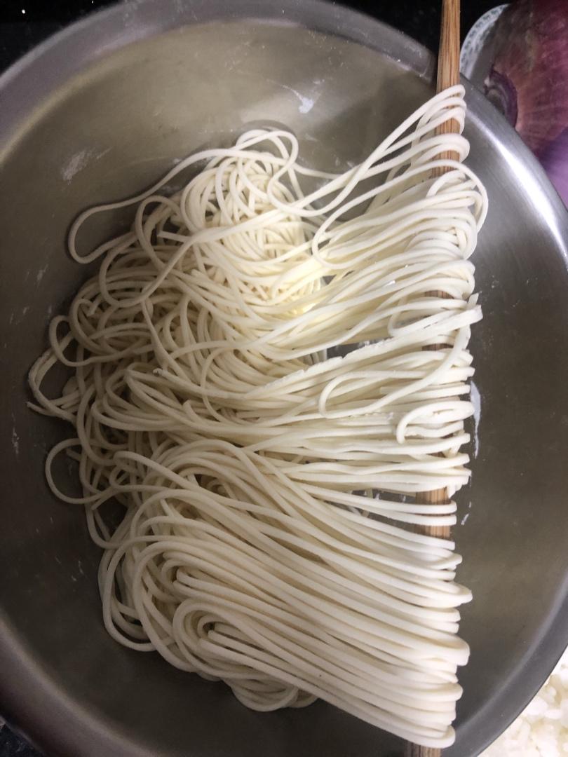 自制Q弹筋道的面条（压面机版）