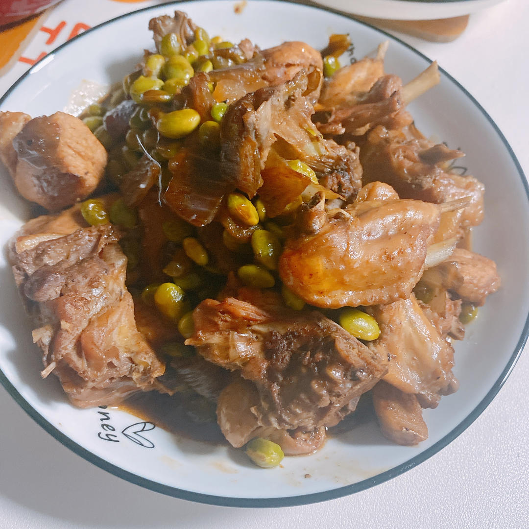 毛豆米烧鸡-3块钱的毛豆米搭配17块钱的童子鸡，竟然是一道下酒又下饭的家常菜，袁姗姗学一次就学会了